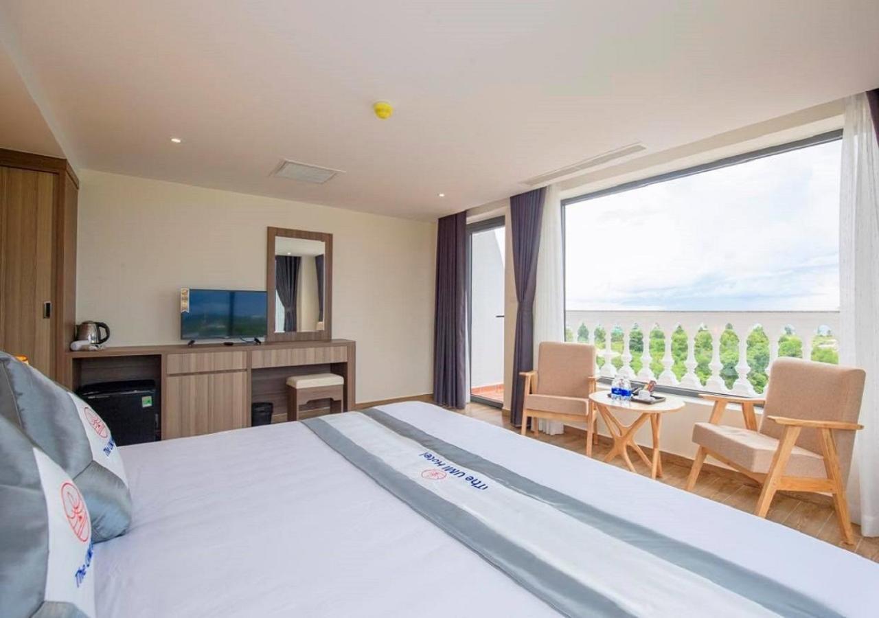 Um-Pq Hotel Phu Quoc Exterior photo